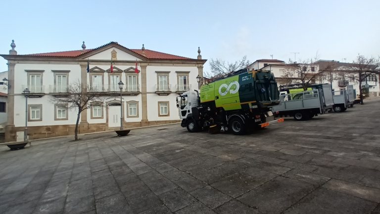 viaturas ecológicas e mais seguras na recolha de resíduos